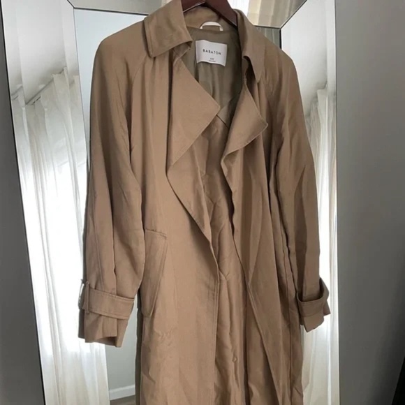 Aritzia Babaton Lawson Trench - Size M - Picture 3 of 4